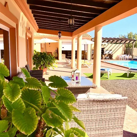 Oliva Fuerteventura فيلة *
